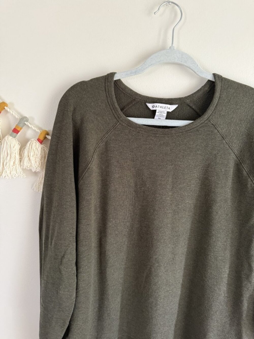 Athleta Coaster Luxe Recover Sweatshirt Fleece Long Sleeve Elm Green Lounge XL - Picture 6 of 10